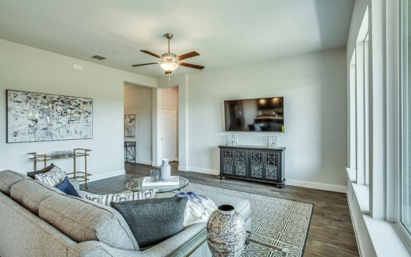 729 Stone Eagle Drive, Azle, TX 76020, 3 Bedrooms Bedrooms, ,2 BathroomsBathrooms,Residential,For Sale,729 Stone Eagle Drive,0,21181261