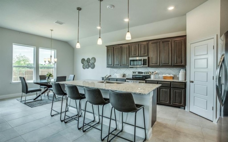 729 Stone Eagle Drive, Azle, TX 76020, 3 Bedrooms Bedrooms, ,2 BathroomsBathrooms,Residential,For Sale,729 Stone Eagle Drive,0,21181261