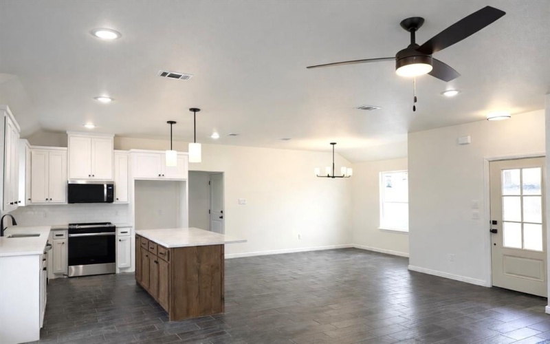 248 Yawney Drive, Lipan, TX 76462, 3 Bedrooms Bedrooms, ,2 BathroomsBathrooms,Residential,For Sale,248 Yawney Drive,0,21181262