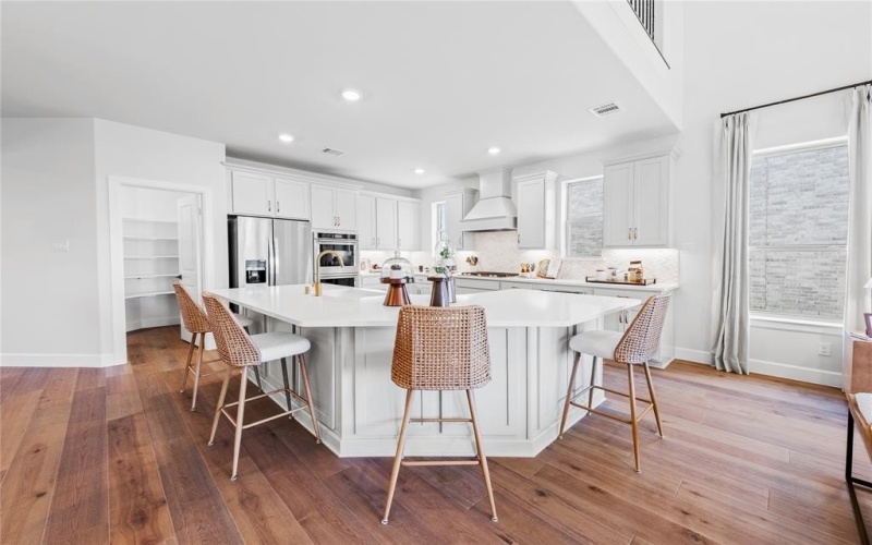 2221 Valencia Drive, Little Elm, TX 75068, 5 Habitaciones Habitaciones , ,5 BañosBaños,Residential,En Venta,2221 Valencia Drive,0,21181275