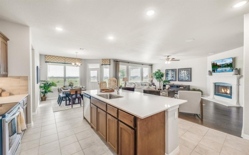 8888 Abner Road, Oak Ridge, TX 75161, 4 Bedrooms Bedrooms, ,2 BathroomsBathrooms,Residential,For Sale,8888 Abner Road,0,21181334