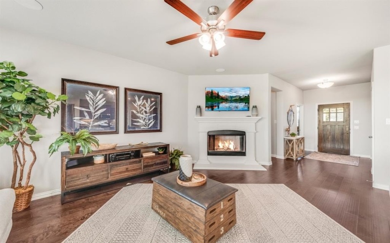 8888 Abner Road, Oak Ridge, TX 75161, 4 Bedrooms Bedrooms, ,2 BathroomsBathrooms,Residential,For Sale,8888 Abner Road,0,21181334