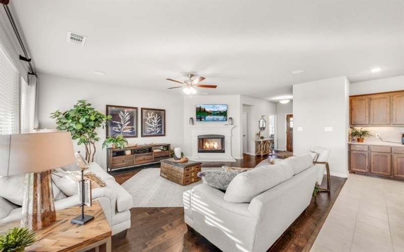 8888 Abner Road, Oak Ridge, TX 75161, 4 Bedrooms Bedrooms, ,2 BathroomsBathrooms,Residential,For Sale,8888 Abner Road,0,21181334