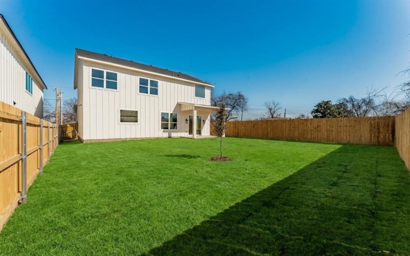 3022 Rochester Street, Dallas, TX 75215, 4 Bedrooms Bedrooms, ,3 BathroomsBathrooms,Residential,For Sale,3022 Rochester Street,0,21181360