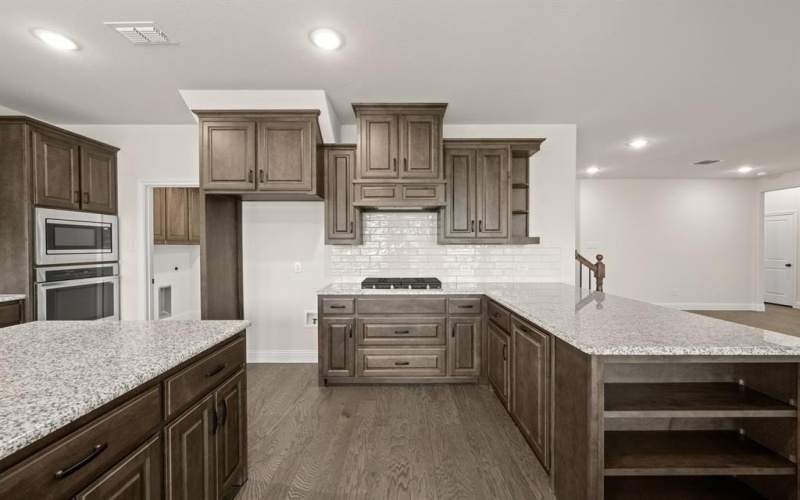 318 Bowrider Lane, Granbury, TX 76049, 4 Habitaciones Habitaciones , ,3 BañosBaños,Residential,En Venta,318 Bowrider Lane,0,21181396