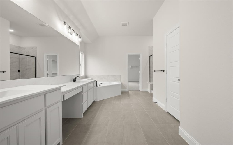 389 Paddle Boat Drive, Granbury, TX 76049, 3 Habitaciones Habitaciones , ,2 BañosBaños,Residential,En Venta,389 Paddle Boat Drive,0,21181408