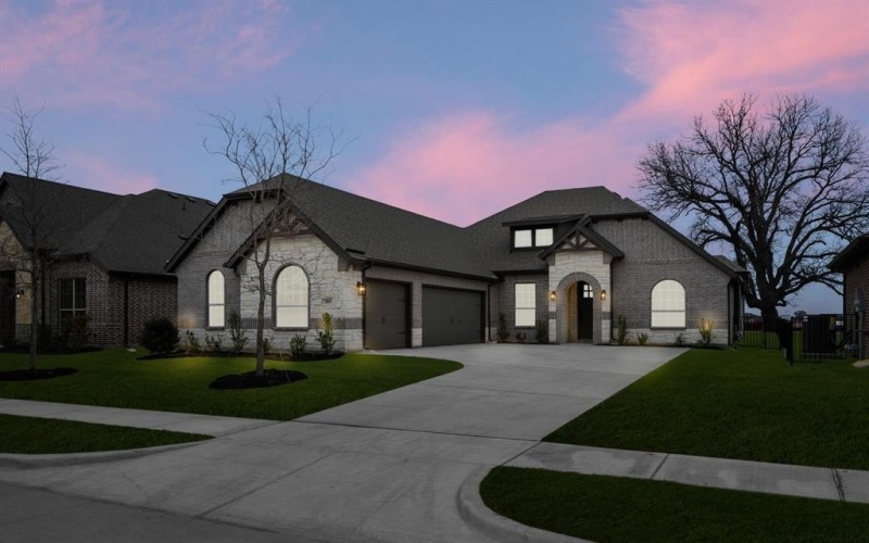 389 Paddle Boat Drive, Granbury, TX 76049, 3 Habitaciones Habitaciones , ,2 BañosBaños,Residential,En Venta,389 Paddle Boat Drive,0,21181408