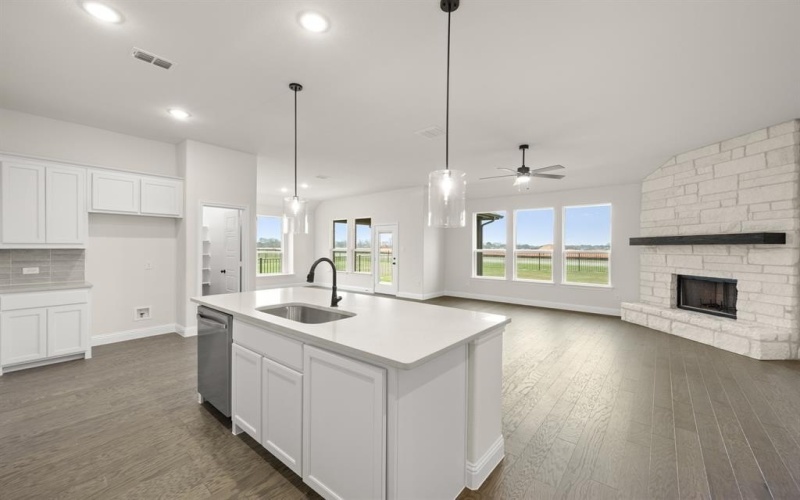 389 Paddle Boat Drive, Granbury, TX 76049, 3 Habitaciones Habitaciones , ,2 BañosBaños,Residential,En Venta,389 Paddle Boat Drive,0,21181408