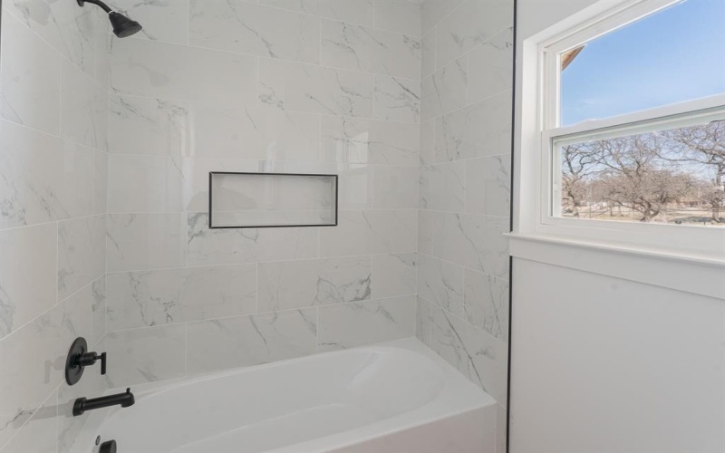 3018 Rochester Street, Dallas, TX 75215, 4 Bedrooms Bedrooms, ,3 BathroomsBathrooms,Residential,For Sale,3018 Rochester Street,0,21181451