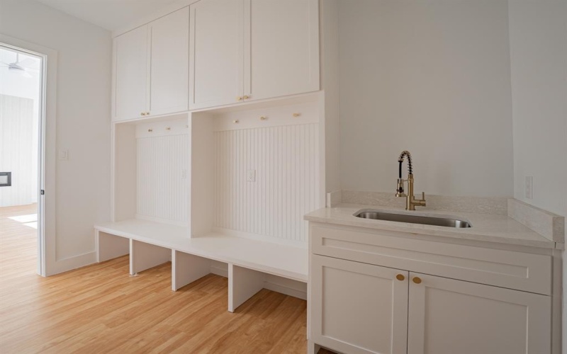 2702 Valentine Street, Dallas, TX 75215, 5 Bedrooms Bedrooms, ,5 BathroomsBathrooms,Residential,For Sale,2702 Valentine Street,0,21181498