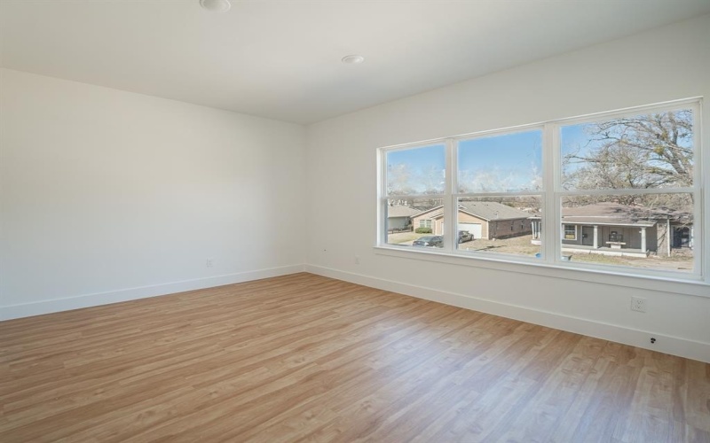 2702 Valentine Street, Dallas, TX 75215, 5 Bedrooms Bedrooms, ,5 BathroomsBathrooms,Residential,For Sale,2702 Valentine Street,0,21181498