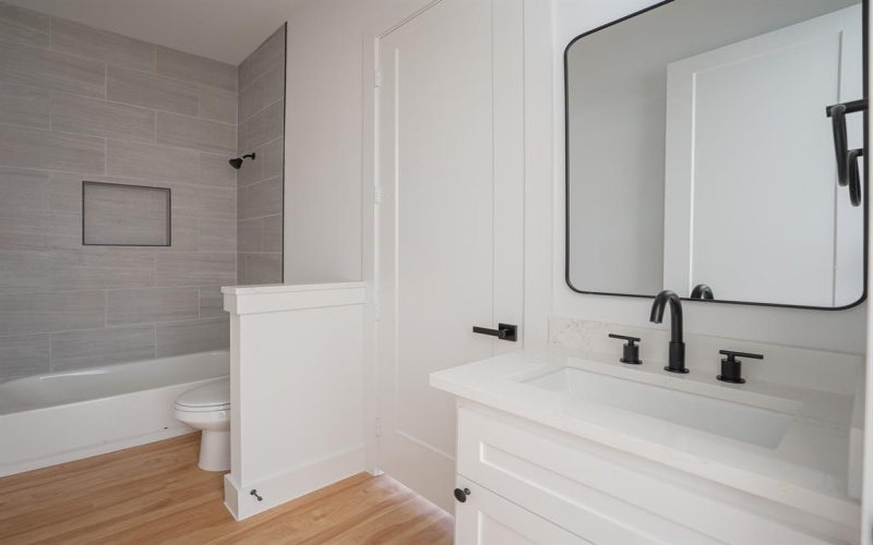 2702 Valentine Street, Dallas, TX 75215, 5 Bedrooms Bedrooms, ,5 BathroomsBathrooms,Residential,For Sale,2702 Valentine Street,0,21181498