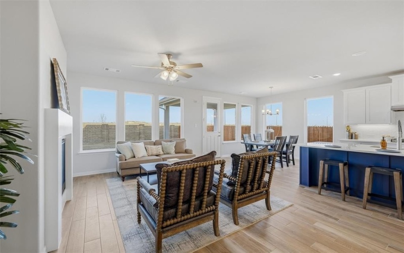 15016 Green Bluff Drive, Aledo, TX 76008, 4 Bedrooms Bedrooms, ,2 BathroomsBathrooms,Residential,For Sale,15016 Green Bluff Drive,0,21181503