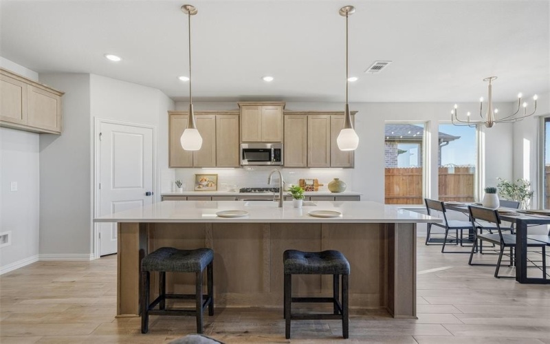 15020 Green Bluff Drive, Aledo, TX 76008, 3 Bedrooms Bedrooms, ,2 BathroomsBathrooms,Residential,For Sale,15020 Green Bluff Drive,0,21181518