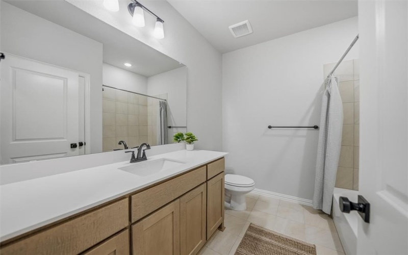 15020 Green Bluff Drive, Aledo, TX 76008, 3 Bedrooms Bedrooms, ,2 BathroomsBathrooms,Residential,For Sale,15020 Green Bluff Drive,0,21181518