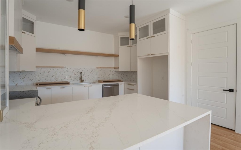 2706 Valentine Street, Dallas, TX 75215, 4 Bedrooms Bedrooms, ,5 BathroomsBathrooms,Residential,For Sale,2706 Valentine Street,0,21181533