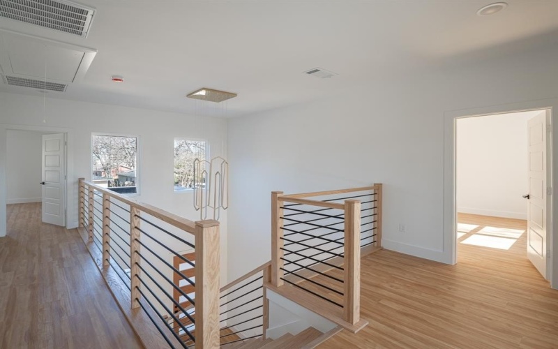 2706 Valentine Street, Dallas, TX 75215, 4 Bedrooms Bedrooms, ,5 BathroomsBathrooms,Residential,For Sale,2706 Valentine Street,0,21181533