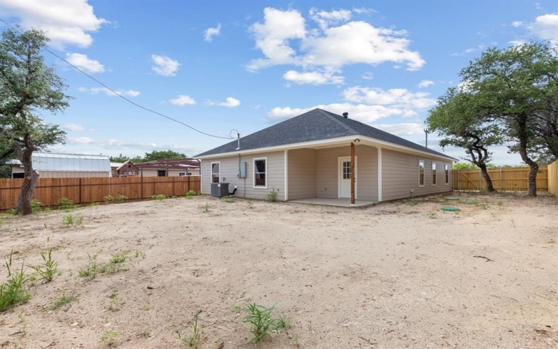 2685 Thompson Road, Weatherford, TX 76087, 3 Bedrooms Bedrooms, ,2 BathroomsBathrooms,Residential,For Sale,2685 Thompson Road,0,21181548