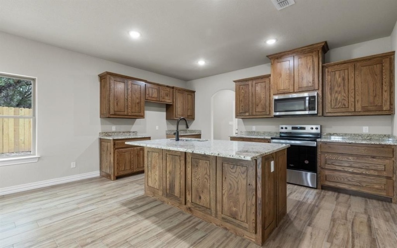 2685 Thompson Road, Weatherford, TX 76087, 3 Bedrooms Bedrooms, ,2 BathroomsBathrooms,Residential,For Sale,2685 Thompson Road,0,21181548