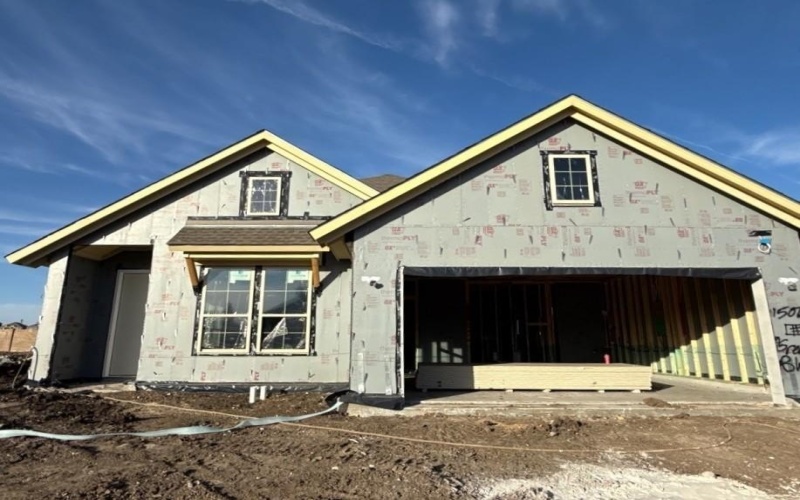 15060 Green Bluff Drive, Aledo, TX 76008, 3 Bedrooms Bedrooms, ,2 BathroomsBathrooms,Residential,For Sale,15060 Green Bluff Drive,0,21181553