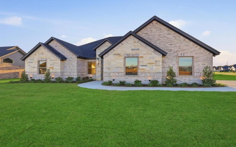 1329 Oleander Drive, Tolar, TX 76476, 4 Bedrooms Bedrooms, ,2 BathroomsBathrooms,Residential,For Sale,1329 Oleander Drive,0,21156416