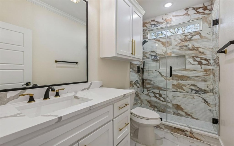 603 SW 15th Street, Grand Prairie, TX 75051, 4 Bedrooms Bedrooms, ,2 BathroomsBathrooms,Residential,For Sale,603 SW 15th Street,0,21176720