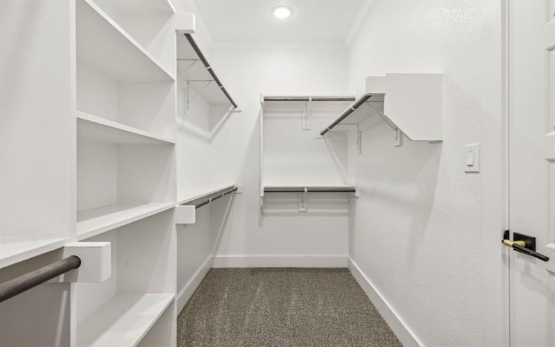 603 SW 15th Street, Grand Prairie, TX 75051, 4 Bedrooms Bedrooms, ,2 BathroomsBathrooms,Residential,For Sale,603 SW 15th Street,0,21176720