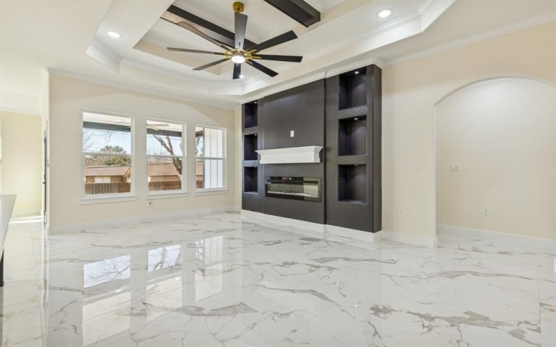 603 SW 15th Street, Grand Prairie, TX 75051, 4 Bedrooms Bedrooms, ,2 BathroomsBathrooms,Residential,For Sale,603 SW 15th Street,0,21176720