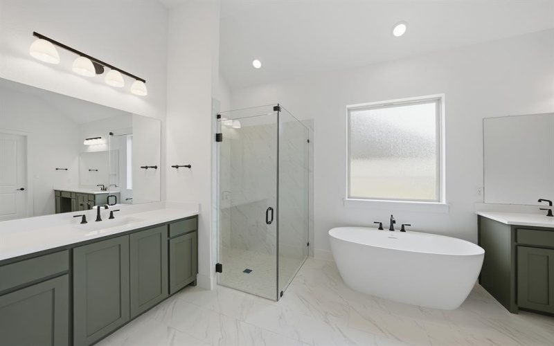 814 Forest Creek Drive, Rockwall, TX 75087, 4 Bedrooms Bedrooms, ,3 BathroomsBathrooms,Residential,For Sale,814 Forest Creek Drive,0,21181629