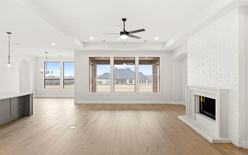 160 Waterview Drive, Gunter, TX 75058, 4 Habitaciones Habitaciones , ,2 BañosBaños,Residential,En Venta,160 Waterview Drive,0,21181632