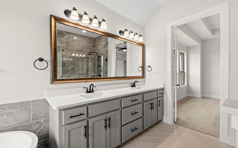 160 Waterview Drive, Gunter, TX 75058, 4 Habitaciones Habitaciones , ,2 BañosBaños,Residential,En Venta,160 Waterview Drive,0,21181632