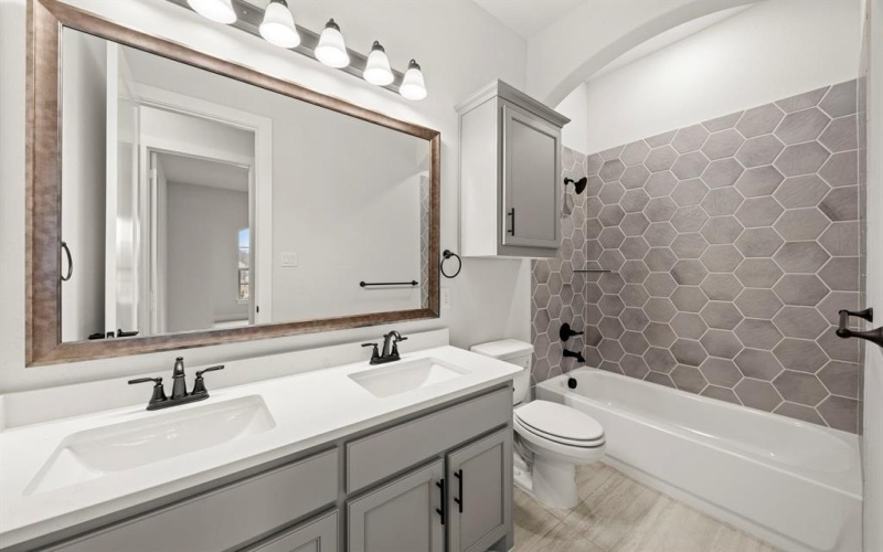 160 Waterview Drive, Gunter, TX 75058, 4 Habitaciones Habitaciones , ,2 BañosBaños,Residential,En Venta,160 Waterview Drive,0,21181632