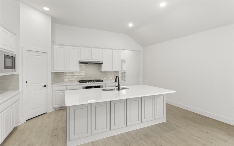 700 Valley Pines Drive, Anna, TX 75409, 3 Bedrooms Bedrooms, ,2 BathroomsBathrooms,Residential,For Sale,700 Valley Pines Drive,20577880