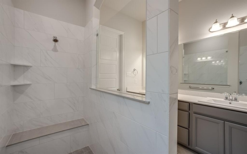 8768 Treeline Parkway, Justin, TX 76247, 3 Habitaciones Habitaciones , ,2 BañosBaños,Residential,En Venta,8768 Treeline Parkway,0,21181686