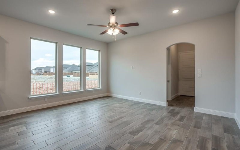 8768 Treeline Parkway, Justin, TX 76247, 3 Habitaciones Habitaciones , ,2 BañosBaños,Residential,En Venta,8768 Treeline Parkway,0,21181686