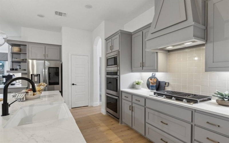 406 Heritage Hill Drive, Forney, TX 75126, 4 Habitaciones Habitaciones , ,2 BañosBaños,Residential,En Venta,406 Heritage Hill Drive,0,21181881