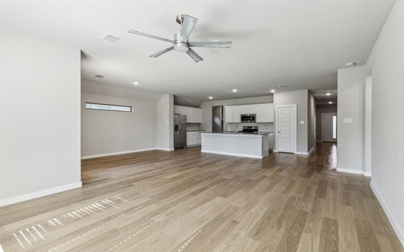 421 Hundred Acre Drive, Waxahachie, TX 75165, 3 Bedrooms Bedrooms, ,2 BathroomsBathrooms,Residential,For Sale,421 Hundred Acre Drive,0,21181888