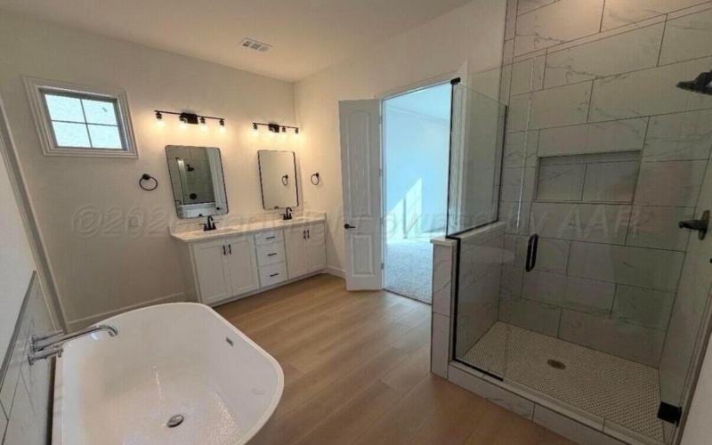 108 BULLRUSH Drive, Canyon, TX 79015, 4 Habitaciones Habitaciones , ,2 BañosBaños,Residential,En Venta,108 BULLRUSH Drive,0,26-1488