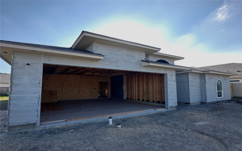 6725 La Salle Drive, Corpus Christi, TX 78414, 3 Bedrooms Bedrooms, ,2 BathroomsBathrooms,Residential,For Sale,6725 La Salle Drive,0,471772