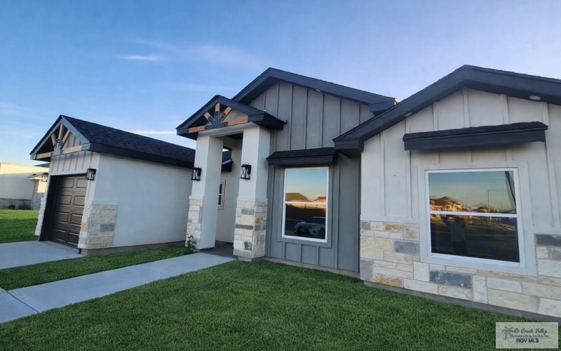 152 BROADWAY ST., SAN BENITO, TX 78586, 3 Habitaciones Habitaciones , ,2 BañosBaños,Residential,En Venta,152 BROADWAY ST.,0,29772175