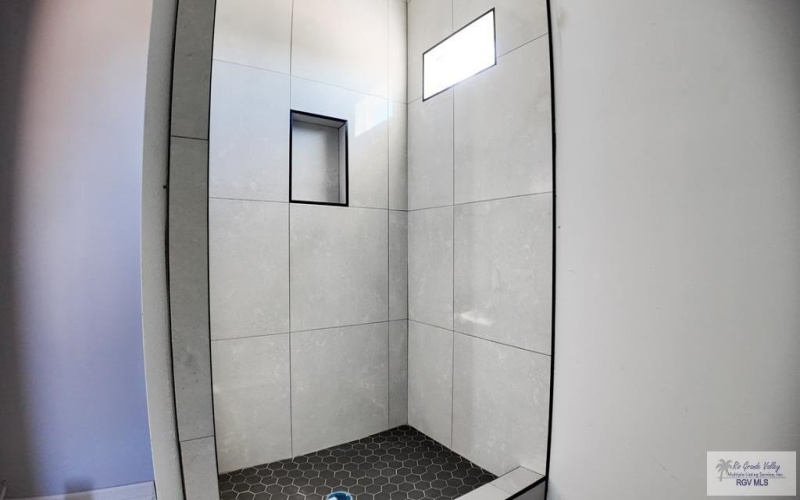 1393 DAYTONA BEACH CT, BROWNSVILLE, TX 78521, 3 Bedrooms Bedrooms, ,2 BathroomsBathrooms,Residential,For Sale,1393 DAYTONA BEACH CT,0,29772180