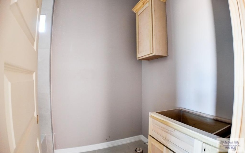 1389 DAYTONA BEACH CT, BROWNSVILLE, TX 78521, 3 Bedrooms Bedrooms, ,2 BathroomsBathrooms,Residential,For Sale,1389 DAYTONA BEACH CT,0,29772181