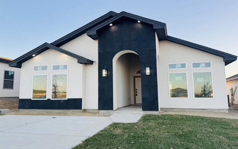 6003 Heather Loop, Laredo, TX 78043, 3 Bedrooms Bedrooms, ,2 BathroomsBathrooms,Residential,For Sale,6003 Heather Loop,0,20260842