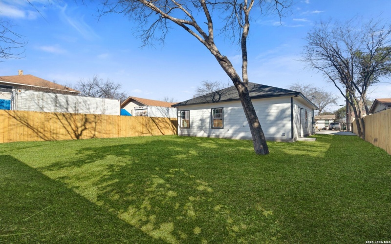 2218 W Wildwood DR., San Antonio, TX 78201, 3 Habitaciones Habitaciones , ,2 BañosBaños,Residential,En Venta,2218 W Wildwood DR.,0,1941766