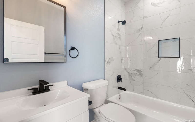 2218 W Wildwood DR., San Antonio, TX 78201, 3 Habitaciones Habitaciones , ,2 BañosBaños,Residential,En Venta,2218 W Wildwood DR.,0,1941766