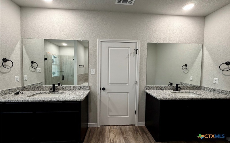 6901 Wizard Drive, Killeen, TX 76549, 4 Habitaciones Habitaciones , ,3 BañosBaños,Residential,En Venta,6901 Wizard Drive,0,604767