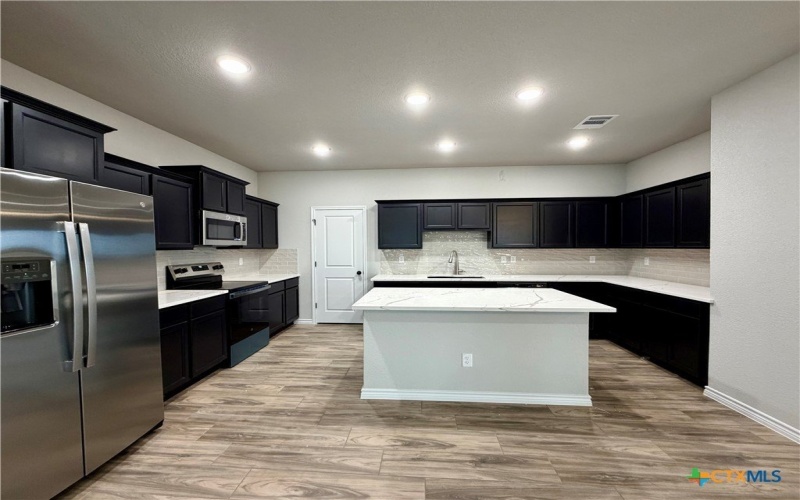 6901 Wizard Drive, Killeen, TX 76549, 4 Habitaciones Habitaciones , ,3 BañosBaños,Residential,En Venta,6901 Wizard Drive,0,604767