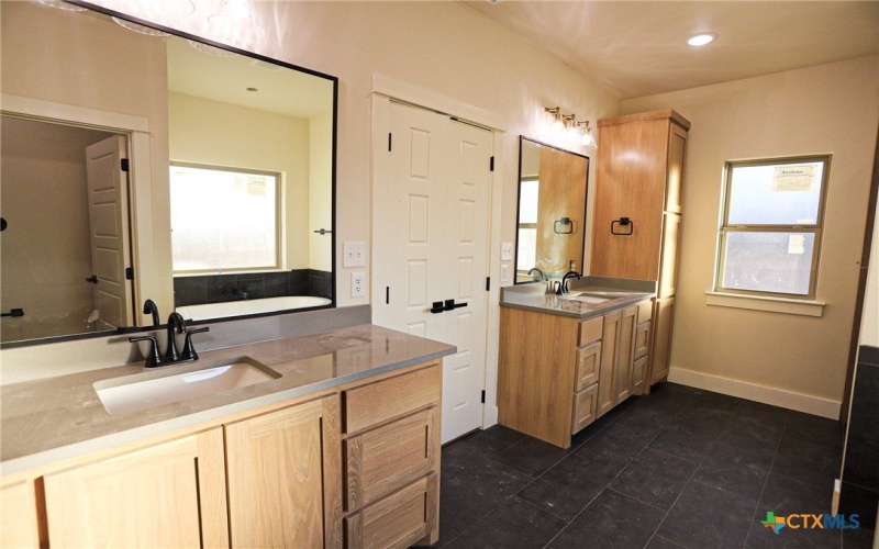 1820 Dorian Drive, Salado, TX 76571, 4 Habitaciones Habitaciones , ,2 BañosBaños,Residential,En Venta,1820 Dorian Drive,0,604802