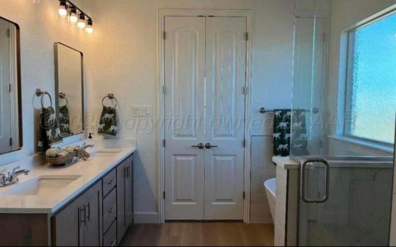 107 BULLRUSH Drive, Canyon, TX 79015, 3 Habitaciones Habitaciones , ,2 BañosBaños,Residential,En Venta,107 BULLRUSH Drive,0,26-1497