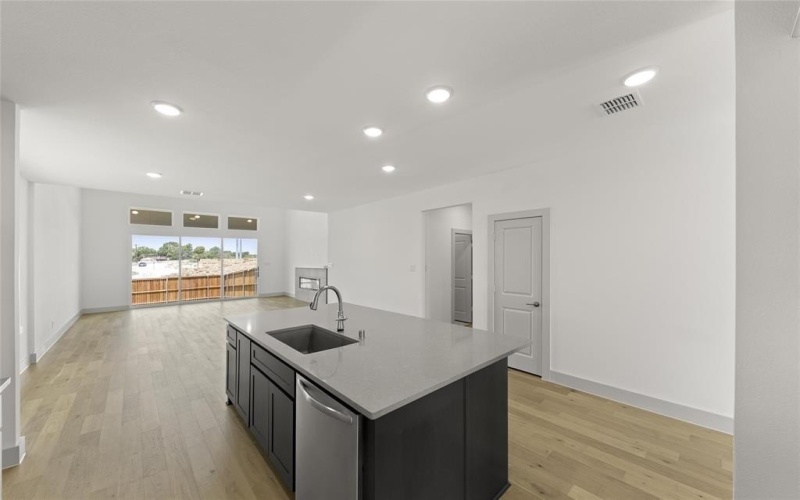 12801 Cedar Ridge Trail, Rowlett, TX 75089, 6 Habitaciones Habitaciones , ,5 BañosBaños,Residential,En Venta,12801 Cedar Ridge Trail,0,20635443